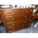 AN EDWARDIAN MAHOGANY CHEST OF DRAWERS.