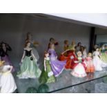SEVENTEEN VARIOUS DOULTON, COALPORT AND WORCESTER FIGURINES AND A STAFFORSHIRE FIGURINE