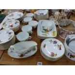 A WORCESTER EVESHAM PART DINNER SERVICE, PLATED TEA WARES ETC.