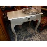 A FRENCH STYLE PAINTED SIDE TABLE.