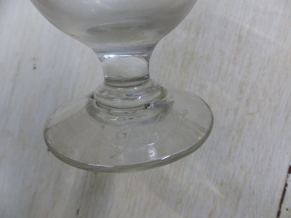 VICTORIAN,RINSING BOWLS, SEVEN GRADUATED, SULPHIDE DUMP PAPERWEIGHTS, DECANTERS ETC. - Image 10 of 15