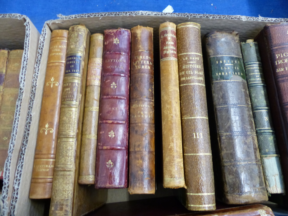 A QUANTITY OF VARIOUS BOOKS AND BINDINGS. - Image 2 of 21