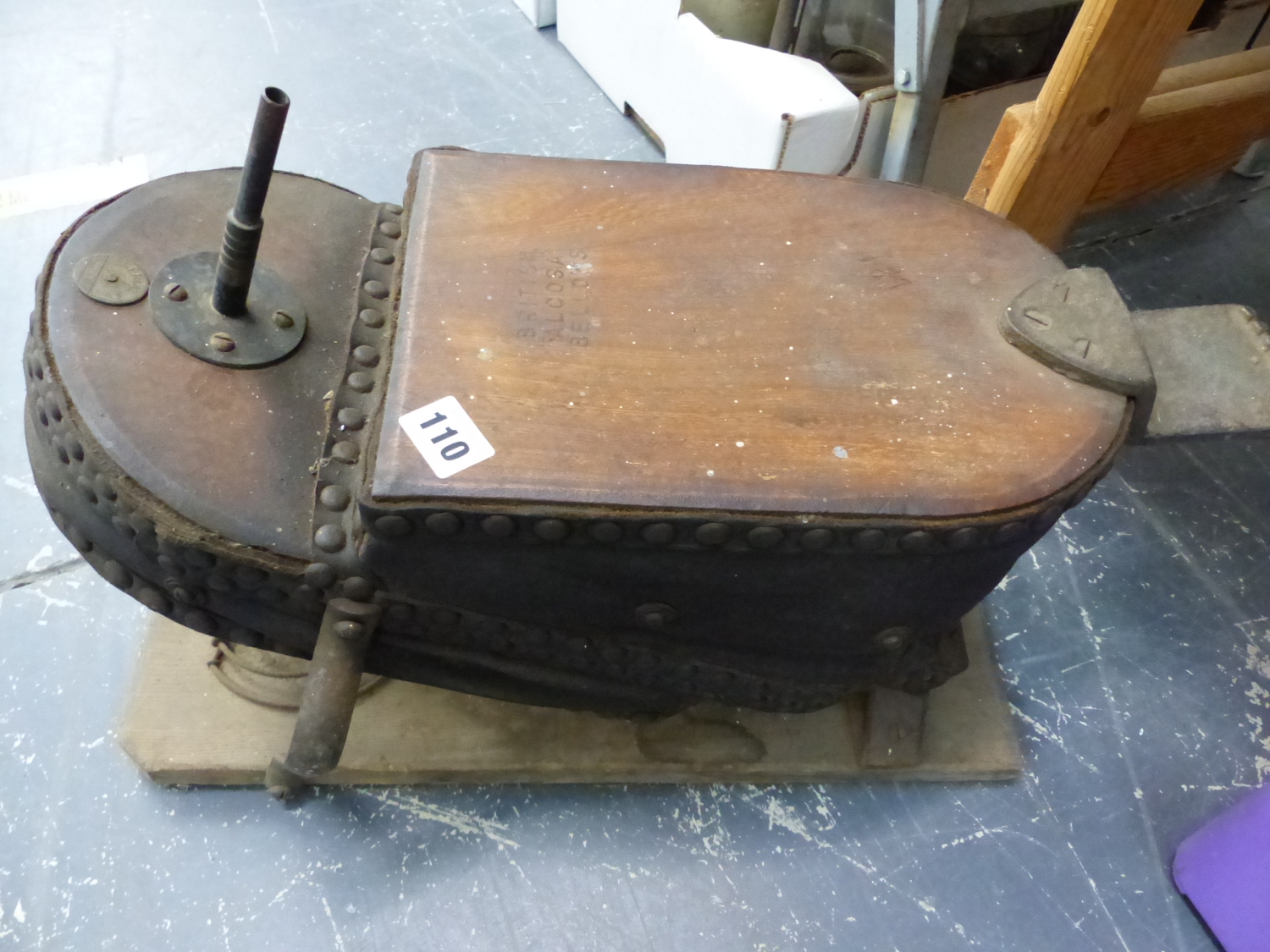 A SET OF VINTAGE FOOT BELLOWS.