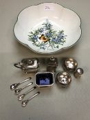 A HALLMARKED SILVER THREE PART CONDIMENT SET COMPLETE WITH BLUE GLASS LINERS AND SPOONS, TOGETHER