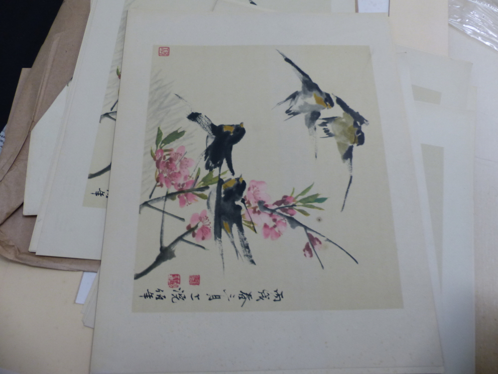 A LARGE COLLECTION OF UNFRAMED ORIENTAL PICTURES INCLUDING FOLDERS AND PORTFOLIO CASES, SIZES VARY. - Image 113 of 135