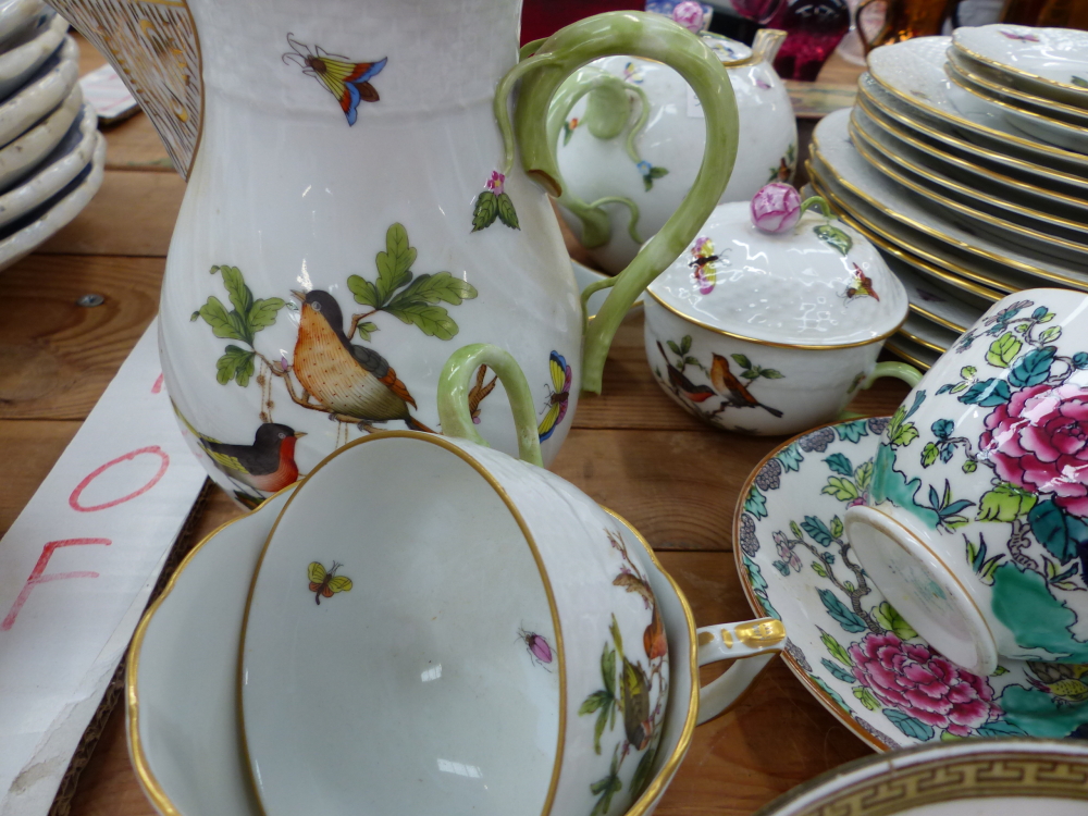 A PART HEREND TEA SET AND A SMALL QUANTITY OF CROWN STAFFORDSHIRE - Image 5 of 10