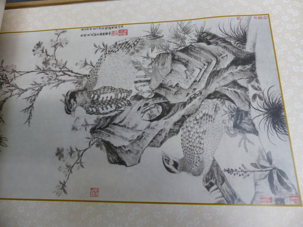 A LARGE COLLECTION OF UNFRAMED ORIENTAL PICTURES INCLUDING FOLDERS AND PORTFOLIO CASES, SIZES VARY. - Image 53 of 135