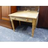 A SMALL ANTIQUE PINE KITCHEN SIDE TABLE WITH SINGLE DRAWER. W 91 X D 62 X H 74cms.