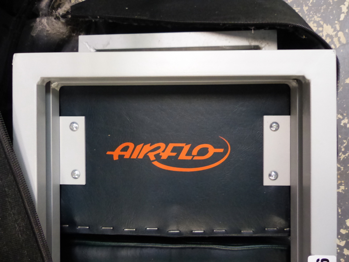 AN AIRFLO FOLDING ADJUSTABLE FISHING BOAT SEAT. - Image 3 of 3