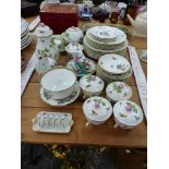 A PART HEREND TEA SET AND A SMALL QUANTITY OF CROWN STAFFORDSHIRE