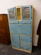 A PRIDE-O-HOME RETRO KITCHEN CABINET WITH FROSTED PATTERNED GLAZED DOORS. W 92 X D 39 X H 117cms.