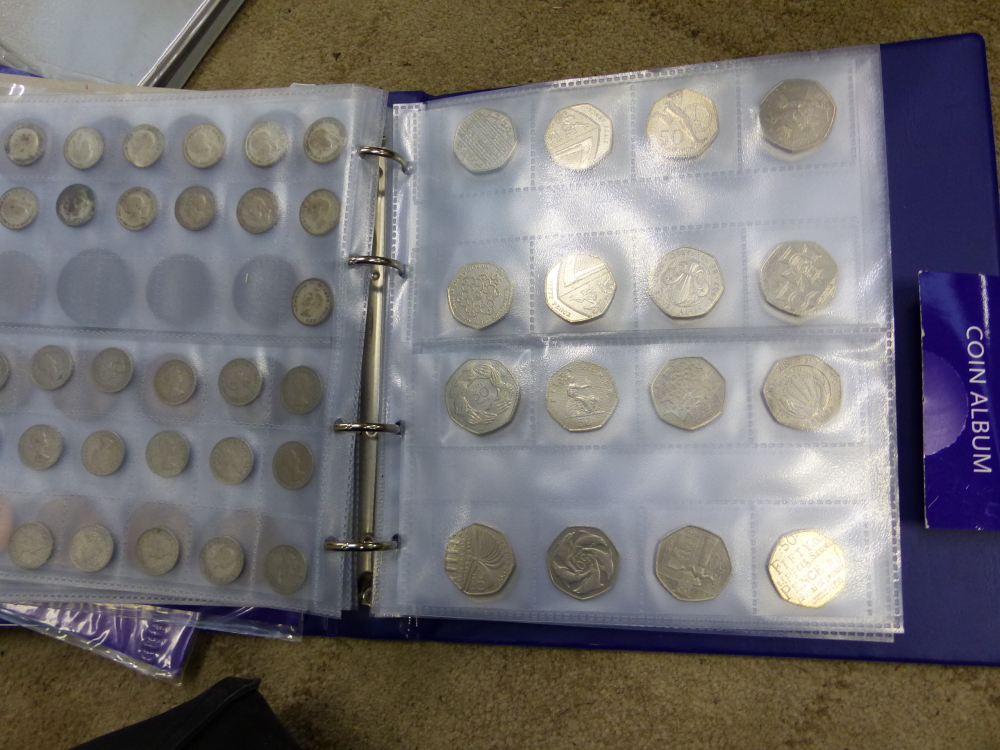 A QUANTITY OF VARIOUS COLLECTORS COIN INC. A LARGE NUMBER OF £1 AND £2 COINS, COLLECTORS CARDS TO - Image 18 of 32