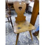 AN ANTIQUE SCANDINAVIAN PINE SIDE CHAIR WITH HEART PIERCED BACK, SEAT HIGHT 43cms