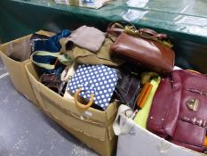 A LARGE COLLECTION OF MAINLY MODERN HIGH STREET BAGS TO INCLUDE SHOULDER, CROSSOVER, CLUTCH, LARGE