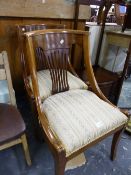 A PAIR OF CONTINENTAL WALNUT SIDE CHAIRS.