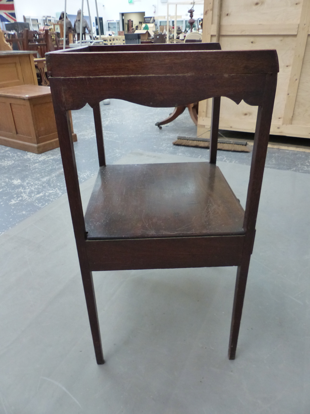 A GEORGE III AND LATER MAHOGANY WASHSTAND WITH THREE QUARTER GALLERIED TOP AND A DRAWER BELOW THE - Image 8 of 8