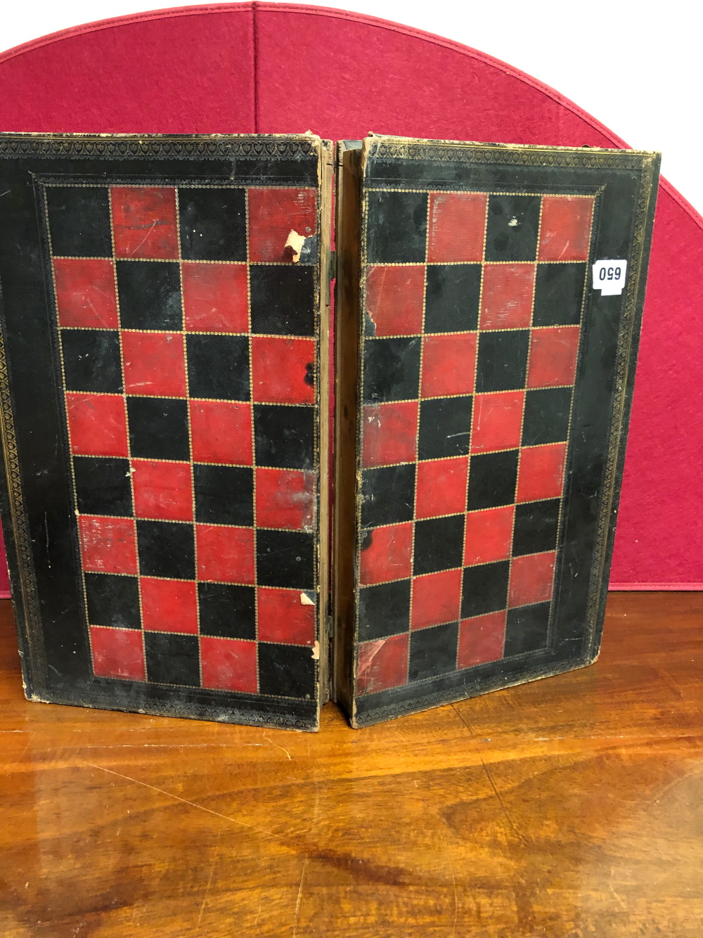 A RED, BLACK AND GILT LEATHER MOUNTED CHESS BOARD DISGUISED AS TWO VOLUMES ON THE HISTORY OF ENGLAND - Image 8 of 11