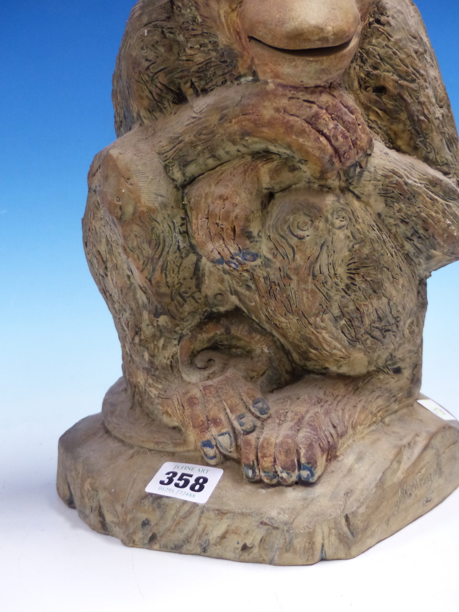 A STUDIO POTTERY FIGURE OF A SEATED MONKEY, THE OATMEAL CLAY TINTED IN COLOURS, INDISTINCTLY SIGNED. - Image 3 of 10