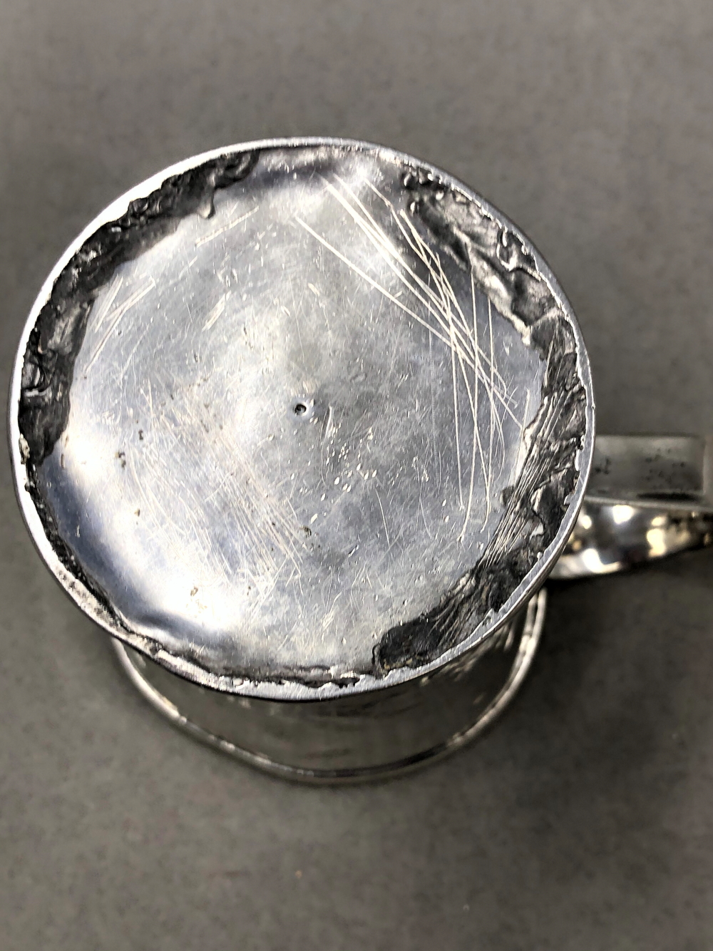 FOUR EARLY 18th CENTURY HALLMARKED SILVER (MARKS RUBBED) SERVING SPOONS, ONE MAKERS MARK - Image 19 of 20