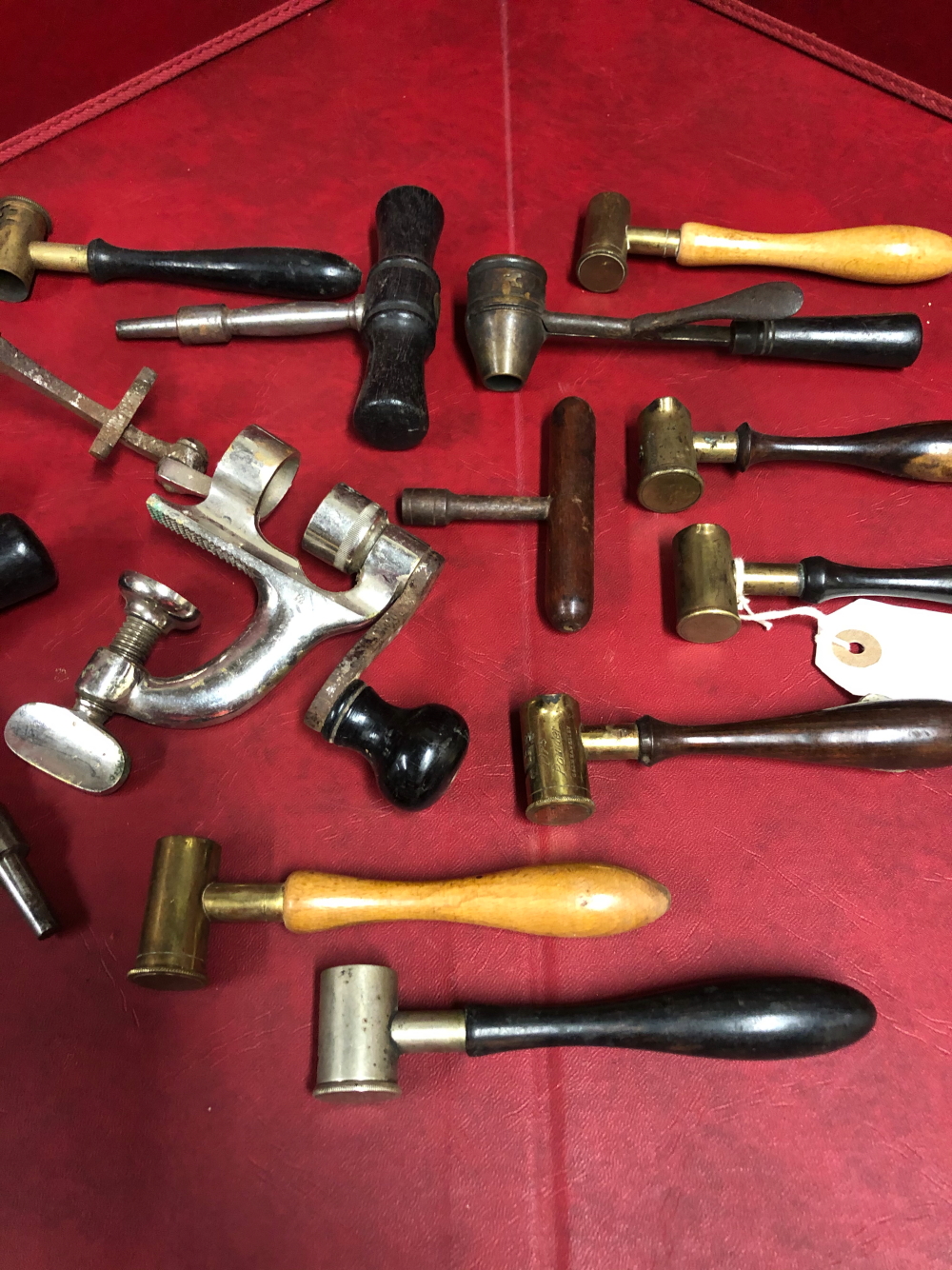 A COLLECTION OF SHOTGUN CARTRIDGE MAKING TOOLS, MEASURES AND A CLAMP - Image 8 of 8