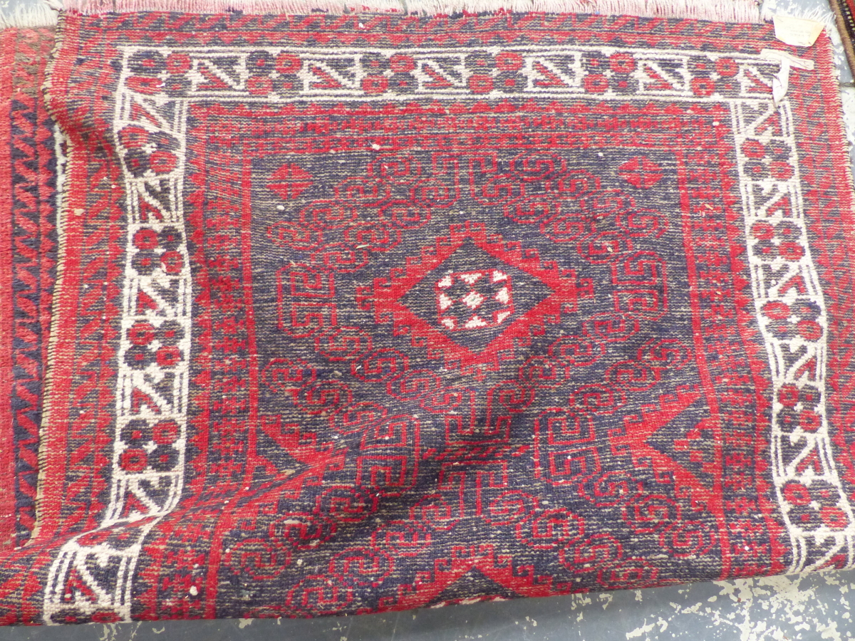 A BELOUCH RUG, 134 X 92cm. - Image 12 of 12