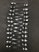 EIGHTEEN GEORGIAN SILVER TEA SPOONS WITH VARIOUS FLORETTE DECORATED BOWLS, TOGETHER WITH A SET OF