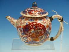 AN 18th C. CHINESE BLUE AND WHITE TEA POT AND COVER CLOBBERED IN RED AND GILT