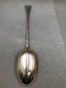 A SCOTTISH PROVINCIAL SILVER HASH SPOON OF RATTAIL DESIGN, BY COLINE ALLAN, CIRCA 1740-1774 OF