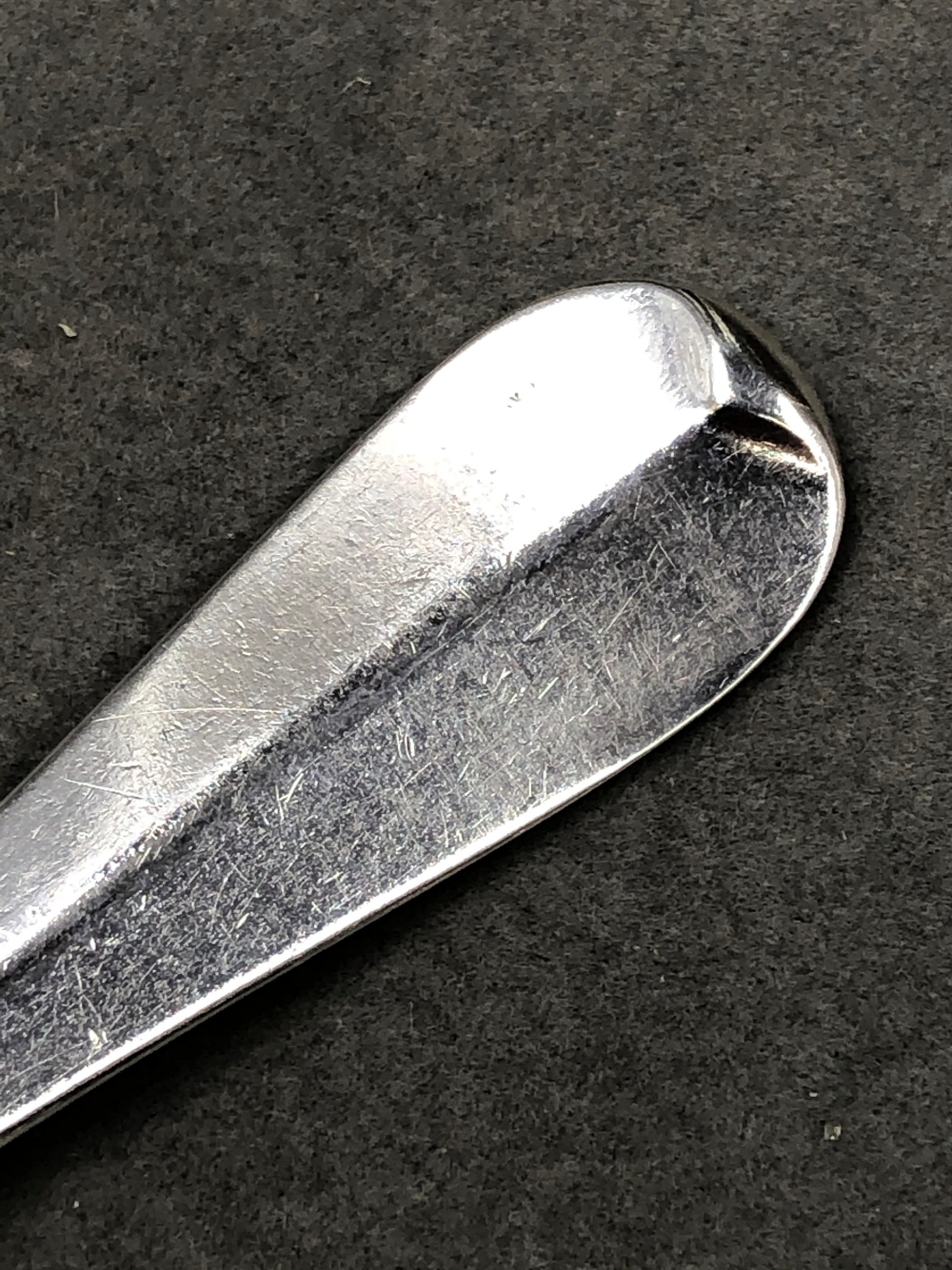 FOUR EARLY 18th CENTURY HALLMARKED SILVER (MARKS RUBBED) SERVING SPOONS, ONE MAKERS MARK - Image 11 of 20