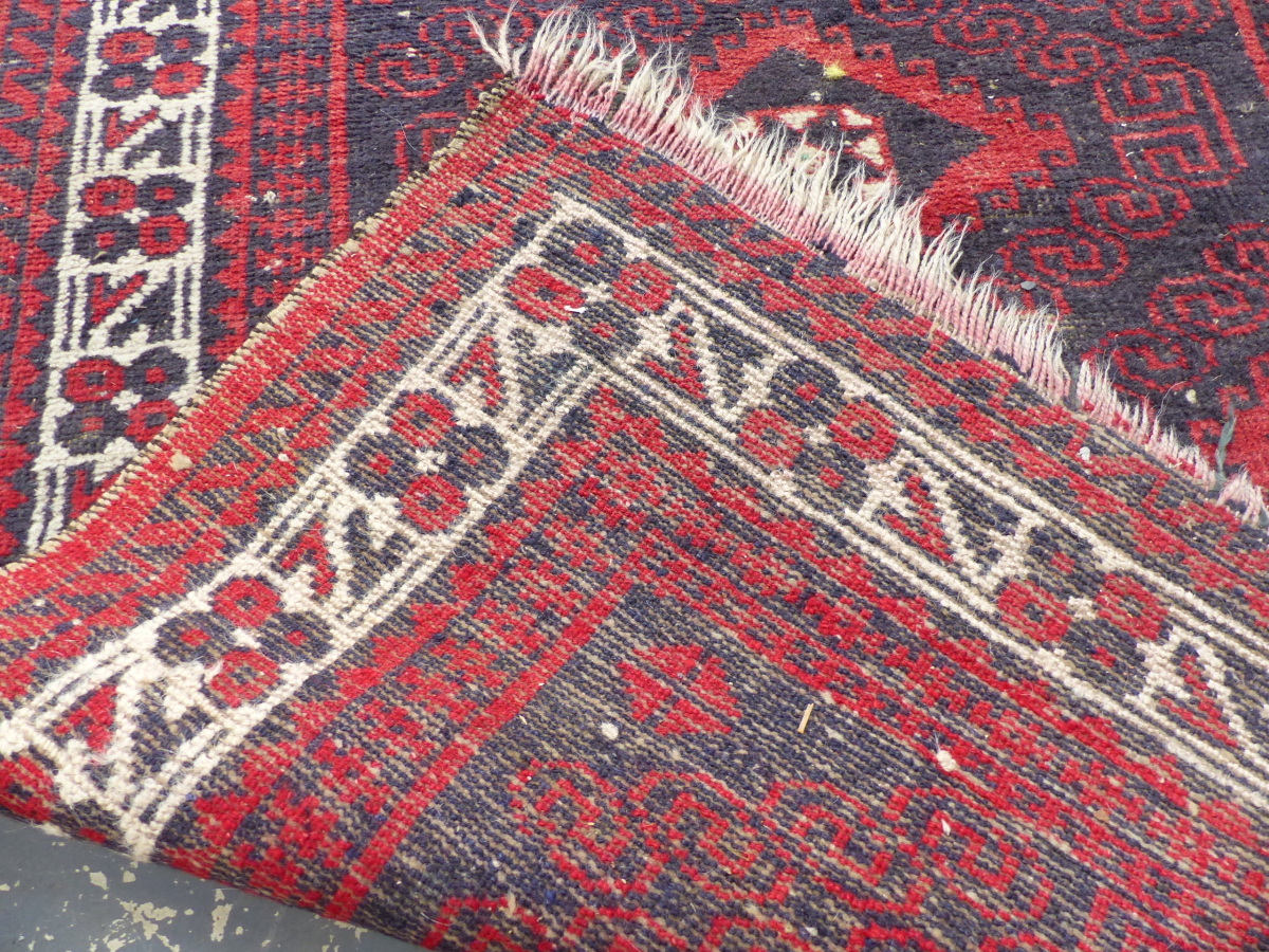 A BELOUCH RUG, 134 X 92cm. - Image 4 of 12
