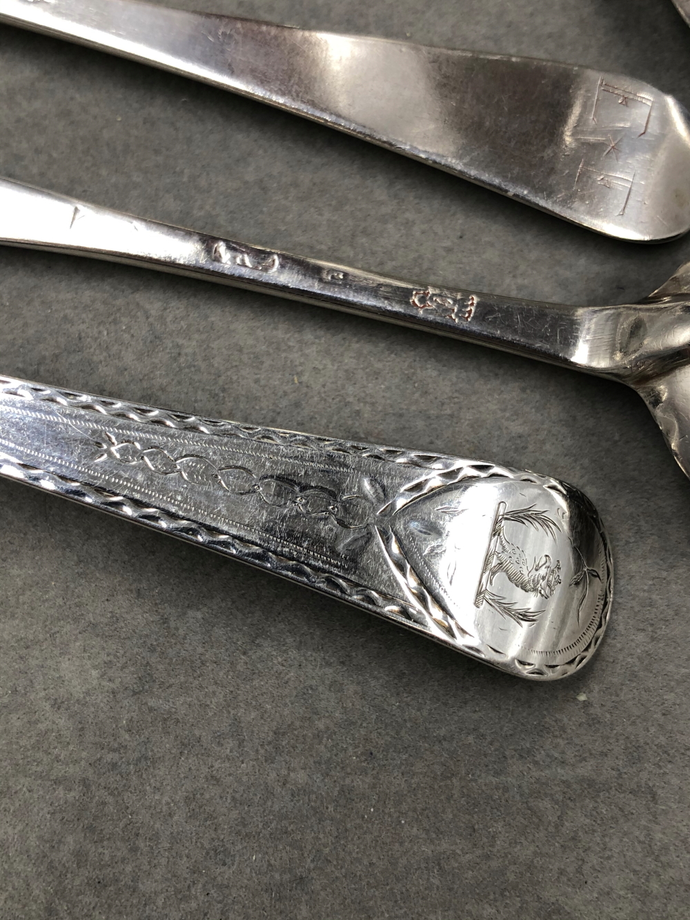 FOUR EARLY 18th CENTURY HALLMARKED SILVER (MARKS RUBBED) SERVING SPOONS, ONE MAKERS MARK - Image 2 of 20