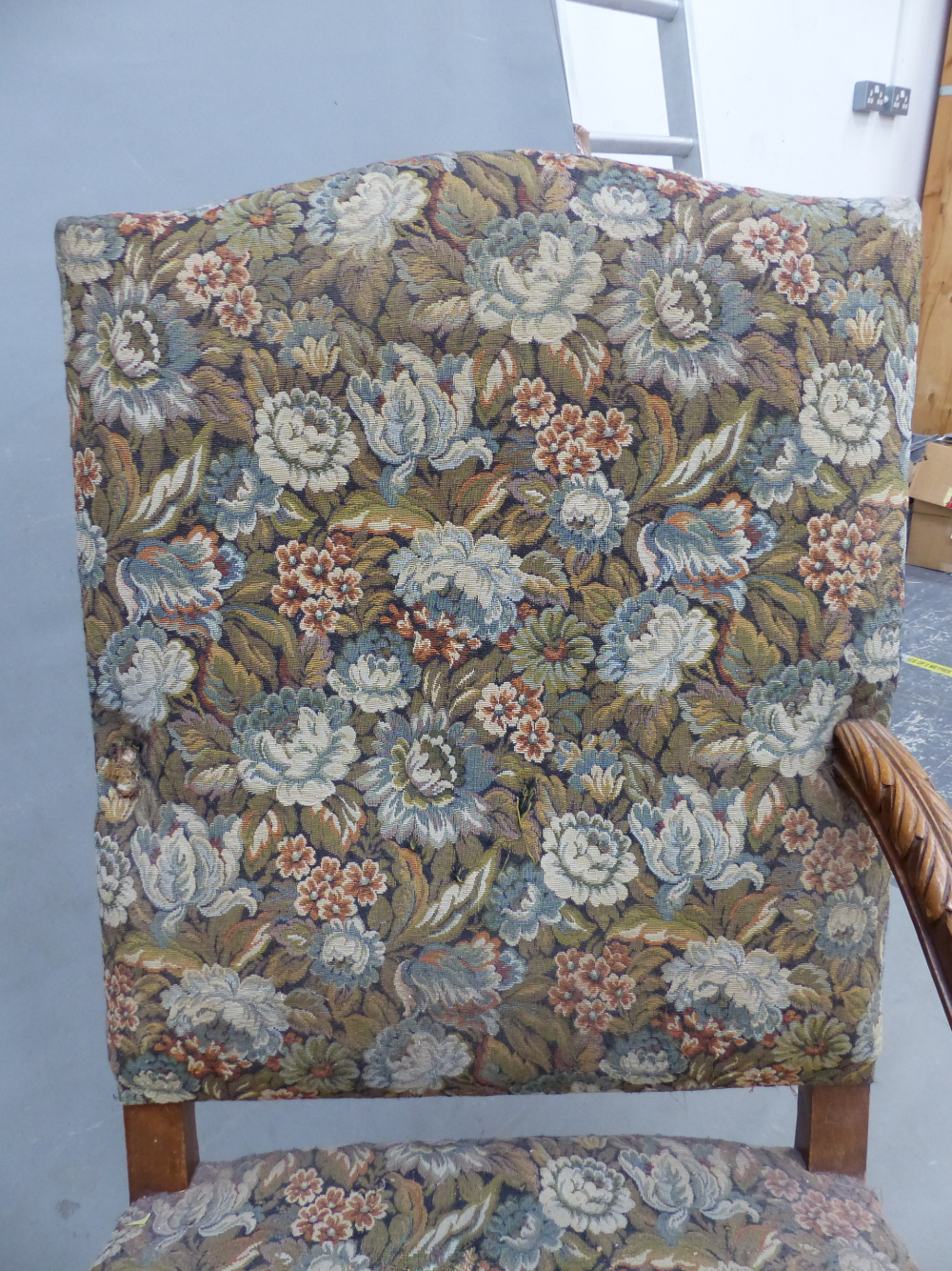 A CHARLES II STYLE BEECH WOOD ELBOW CHAIR WITH FLORAL UPHOLSTERED RECTANGULAR BACK AND SEAT - Image 5 of 9