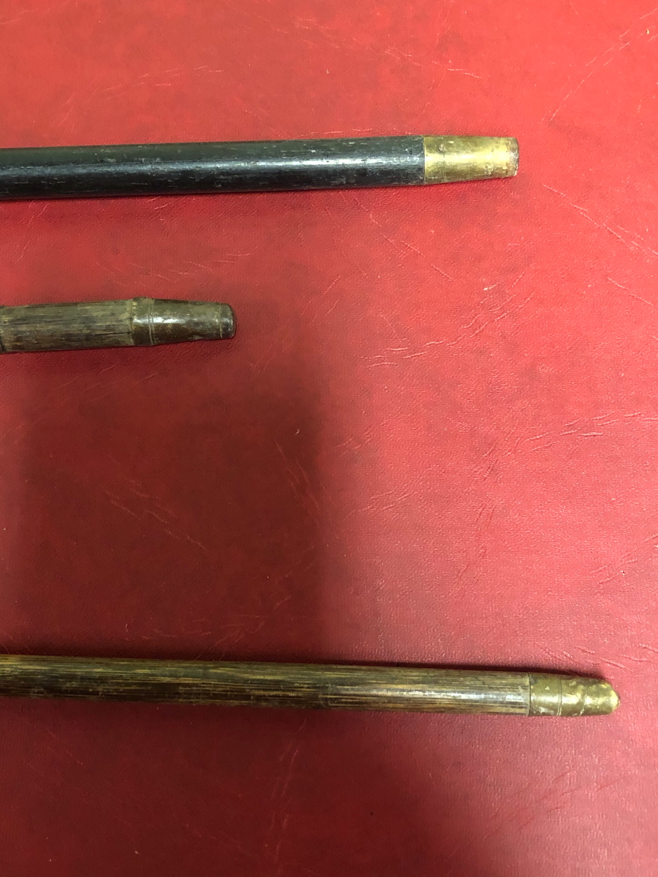 A SILVER TOPPED BLACK MALACCA WALKING CANE AND TWO BAMBOO WALKING STICKS WITH WHITE METAL MOUNTS - Image 6 of 20