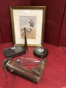 A COLLECTION OF HUNTING RELATED ITEMS, TO INCLUDE: A LEATHER CASED DRINK FLASK, A DIXONS SANDWICH
