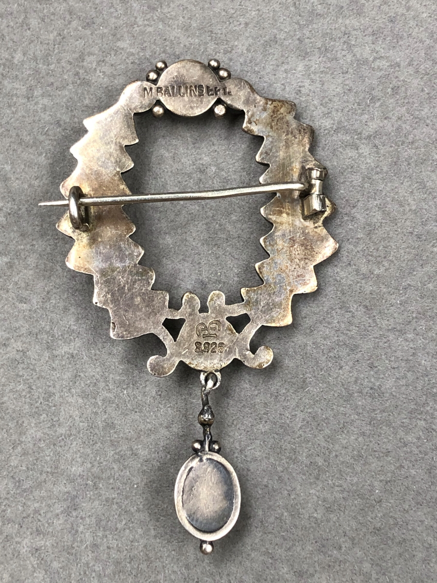 AN ARTS AND CRAFTS MOGENS BALLIN (1871-1914) SILVER SKONVIRKE BROOCH, SET WITH CORAL AND - Image 2 of 4