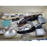 A SMALL COLLECTION OF HALLMARKED SILVER SPOONS, A CAKE KNIFE, NAPKIN RINGS, ETC.