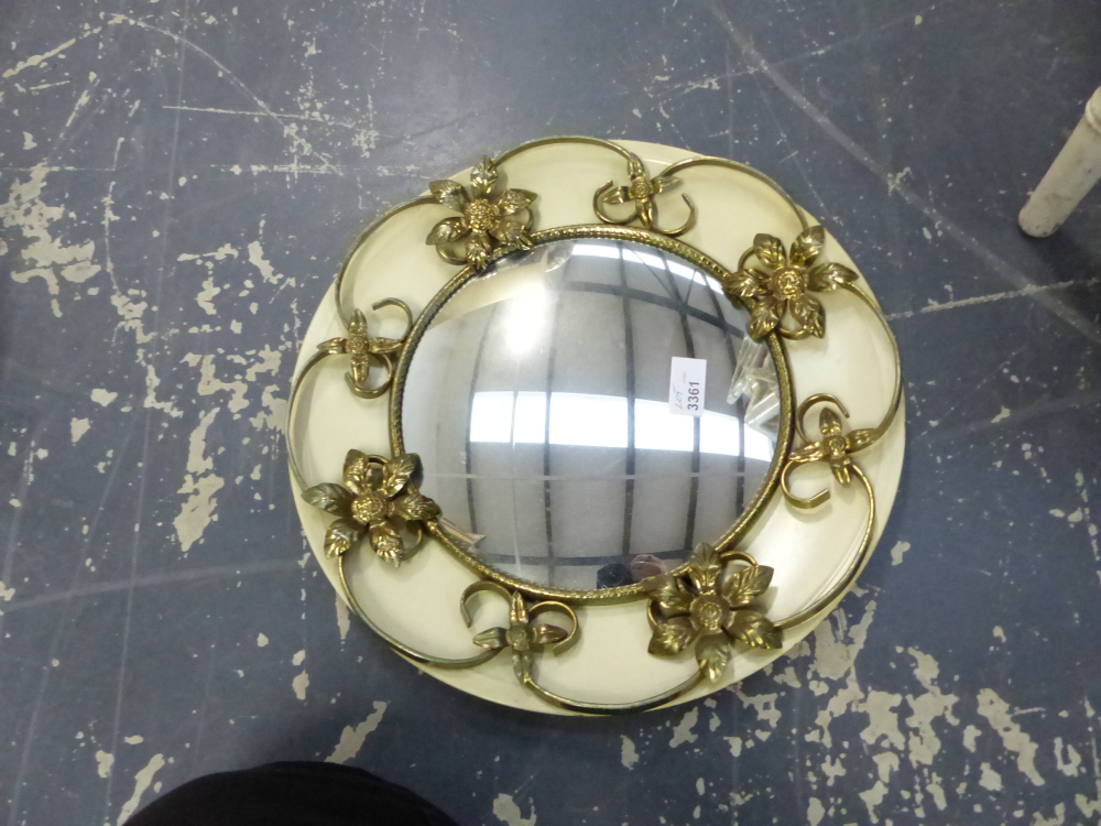 A GROUP OF SMALL RETRO AND DECORATIVE MIRRORS, INCLUDING THREE CONVEX MIRRORS, SIZES VARY. - Image 2 of 10