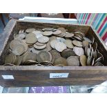 A COLLECTION OF PENNIES, HALFPENNIES WITH SOME FARTHINGS.