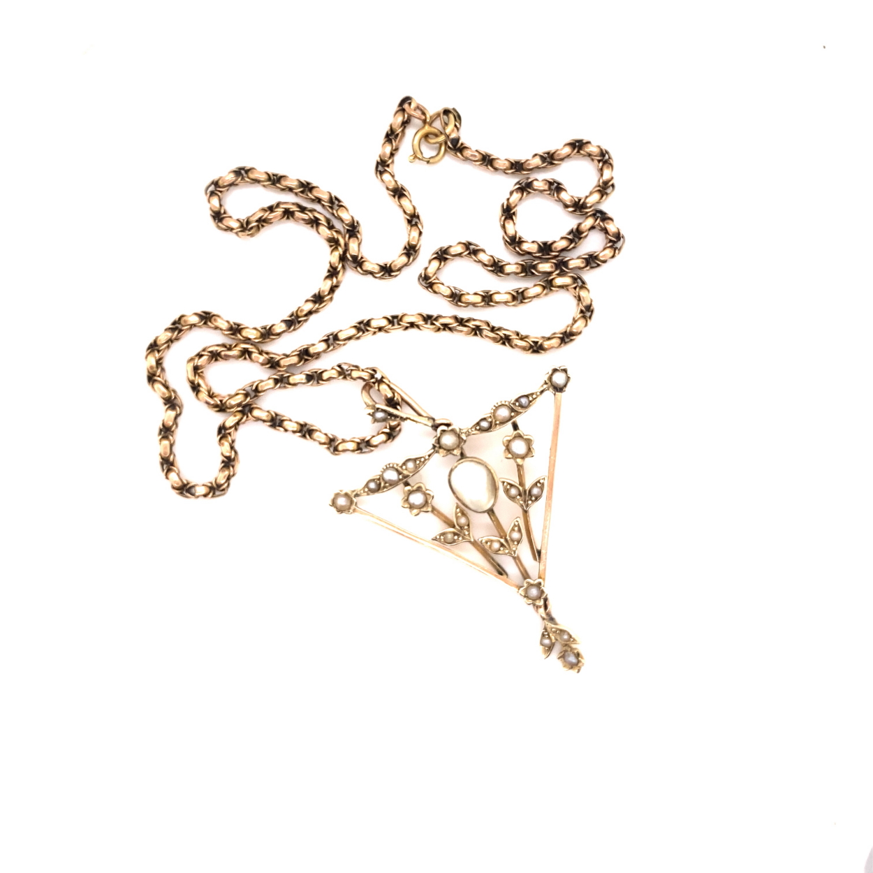 AN ANTIQUE BAROQUE AND SEED PEARL GOLD PENDANT AND CHAIN. THE METAL UNMARKED AND ASSESSED AS 9ct, - Image 3 of 3