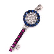 A SILVER AND CUBIC ZIRCONIA MULTI STONE SET KEY PENDANT, LENGTH 5cms, WEIGHT 3.7grms.
