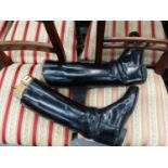 A PAIR OF LEATHER RIDING BOOTS COMPLETE WITH TREES, SOLE MEASUREMENT 28.5cms, CALF MEASUREMENT APPRO