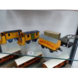 TWO HORNBY O GAUGE SNOW PLOUGHS, A SAXA SALT AND A SOUTHERN RAIL CRANE WAGON.