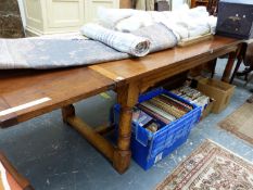 A GOOD QUALITY OAK BESPOKE GEORGIAN STYLE REFECTORY TABLE WITH END EXTENSION.