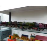 SIX HORNBY O GAUGE CLOCKWORK LOCOMOTIVES AND TENDERS