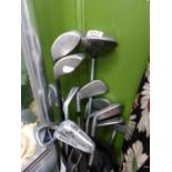 A QUANTITY OF VINTAGE GOLF CLUBS INC. DUNLOP, GALLOWAY, RYDER, AND TITLEIST.