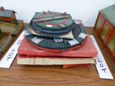 FOUR HORNBY BOXED O GAUGE TURN TABLES AND FIVE OTHERS