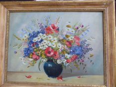 20th.C. CONTIENTAL SCHOOL. FLORAL STILL LIFE, SIGNED INDISTINCTLY, OIL ON CANVAS. 61 x 81cms