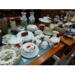 A WEDGWOOD SUSIE COOPER DESIGN CORNPOPPY PART TEA SET TOGETHER WITH A PAIR OF JAPANESE STYLE TABLE