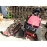 TORO WHEEL HORSE 416, 8 SPEED, WITH GOOD CUTTING BED, SPARE BELTS