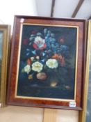 F. KOVACS (EARLY 20th.C. CONTINENTAL SCHOOL). FLORAL STILL LIFE, SIGNED OIL ON CANVAS, 40 x 30cms.